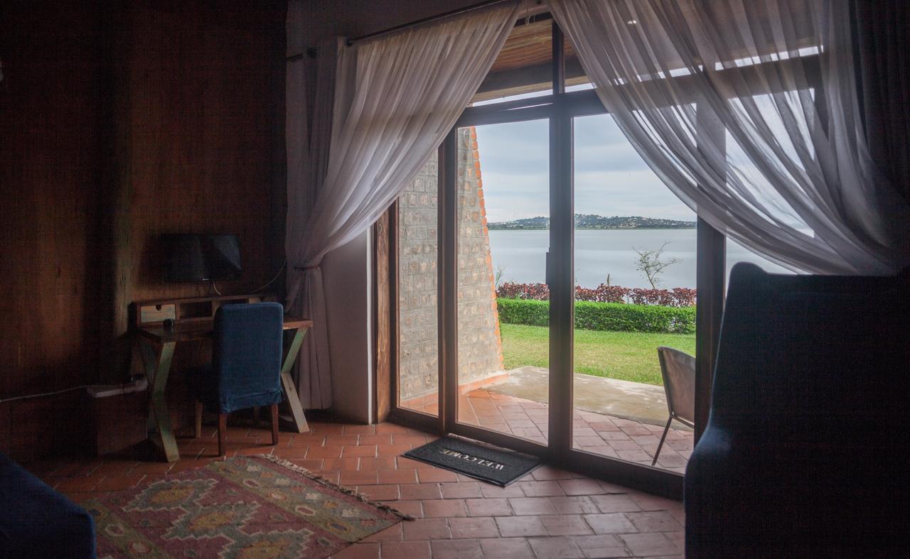 Buvi Lodge Limited Entebbe Exterior photo